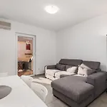 Tonka Apartament