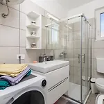 Apartament Tonka *